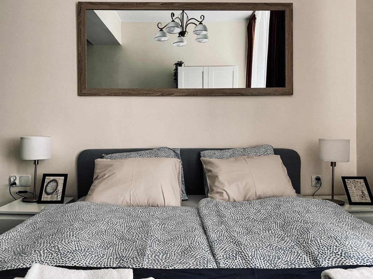 Charming Apartment, Wawel & Old Town Krakow II ภายนอก รูปภาพ