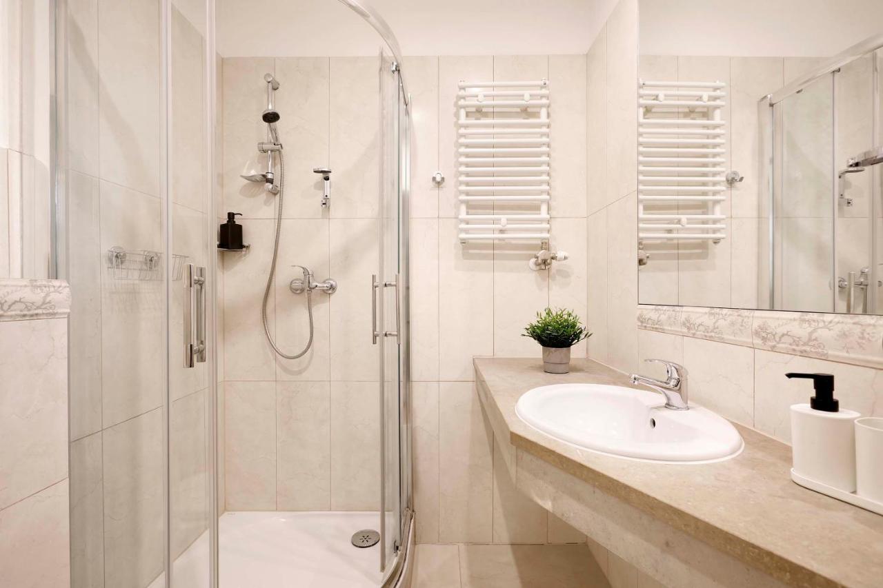 Charming Apartment, Wawel & Old Town Krakow II ภายนอก รูปภาพ